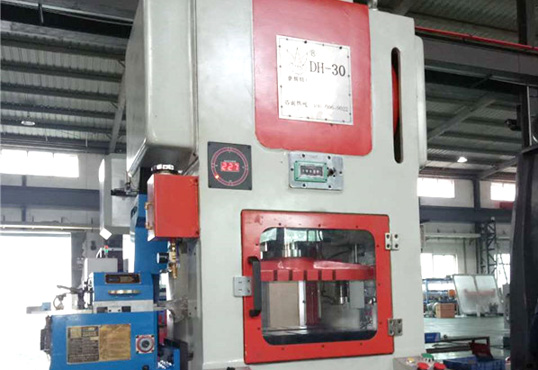 夾式（shì）送料機的原理