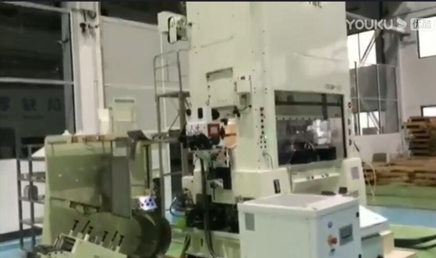 高速（sù）雙伺服送料機（jī）衝壓（yā）視頻